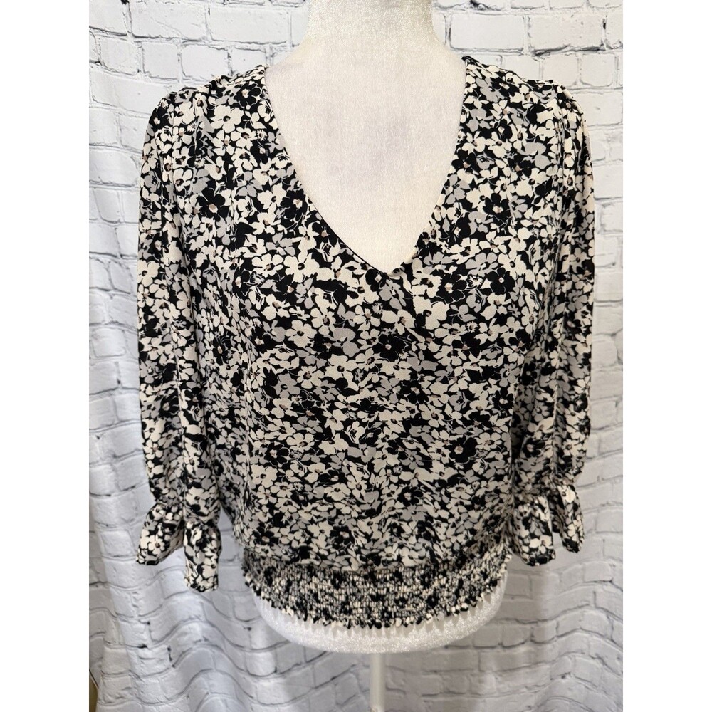 Philosophy Top Womens Black Beige Floral Blouse V-Neck Smocked Cuff Pullover S